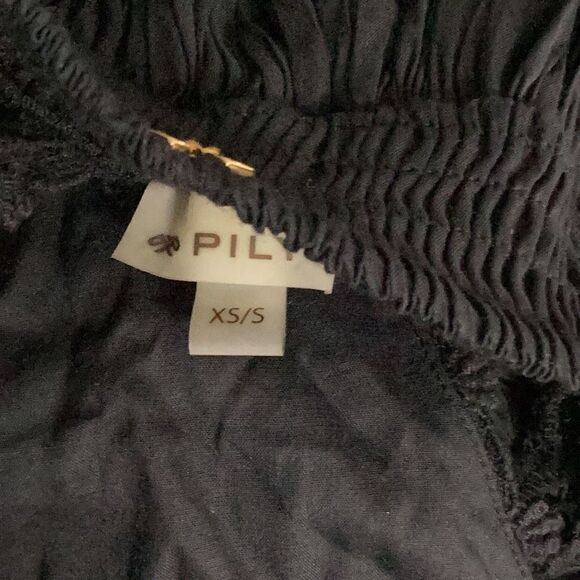 New. Pilyq plunge neck mini halter dress. Size XS. Retails $134 - Picture 12 of 12